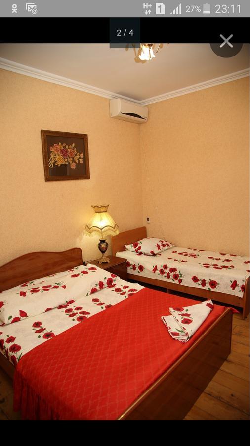 Guest House Milana Сухум Экстерьер фото